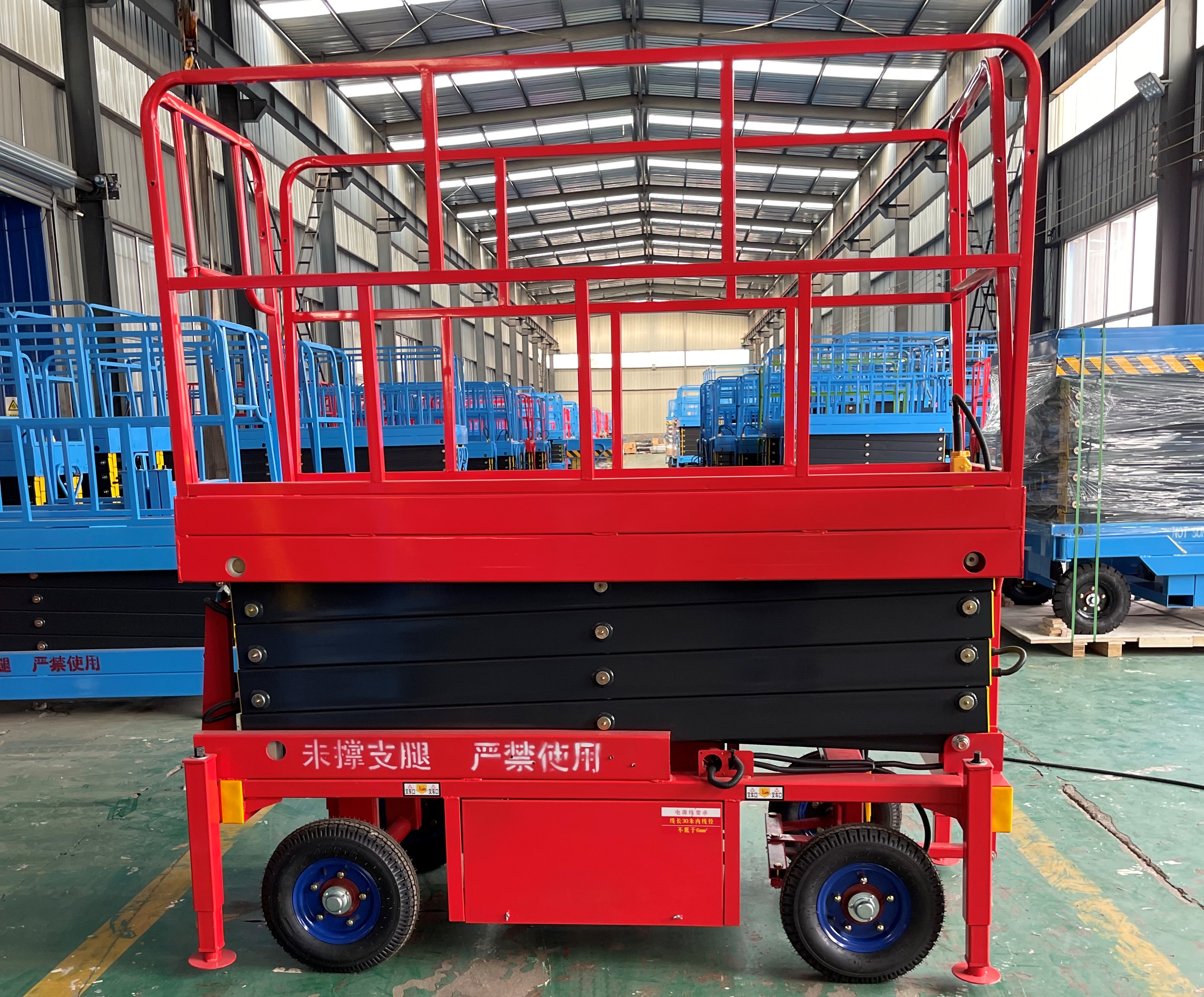 Bệ làm việc bằng điện-SJY（Chân kéo ra)
